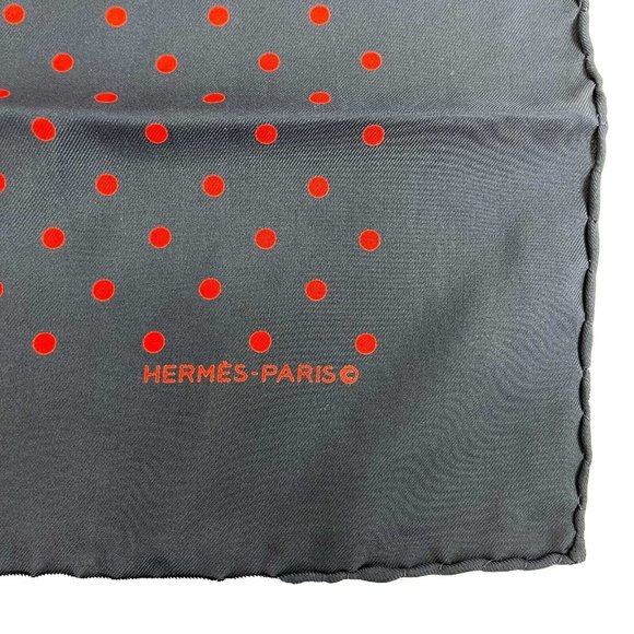Hermes - Excellent - Paris Red Polka Dot Navy Blue Wrap - Blue/Pink - One Size - Picture 2 of 9